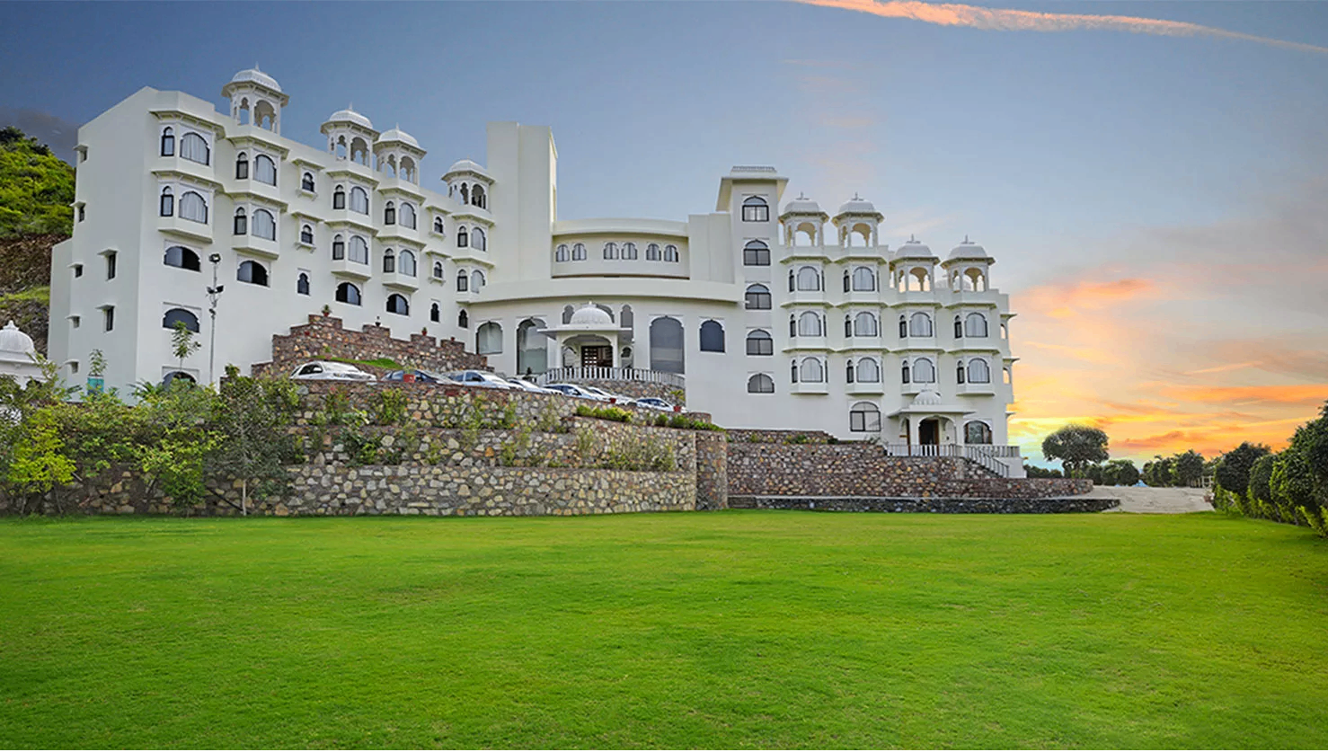Aravalli Lawn