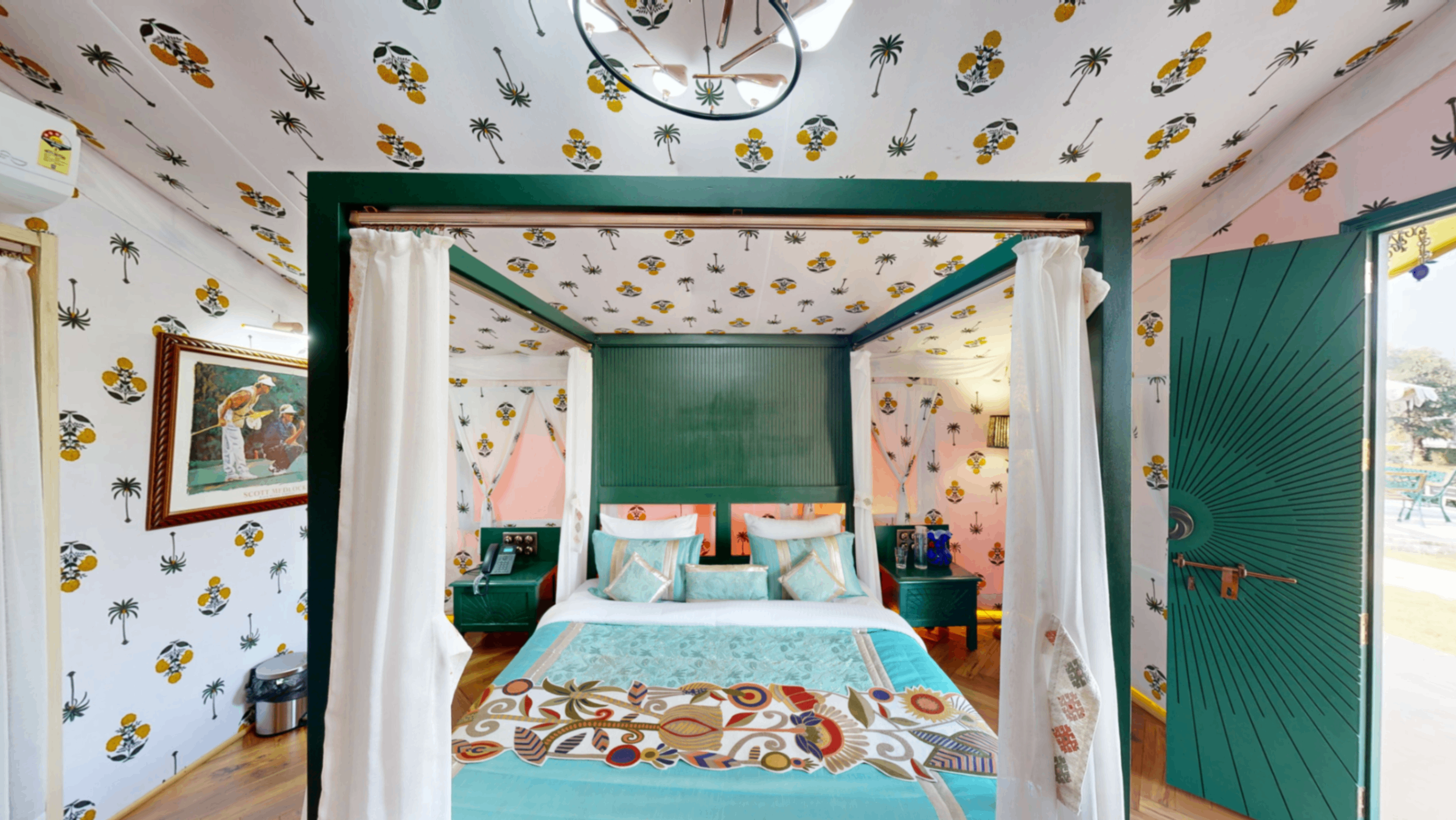 Luxury Tent 1